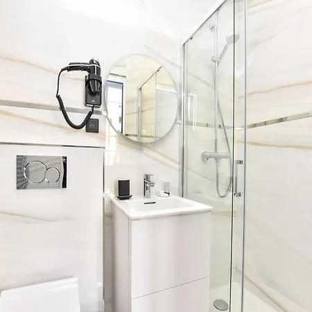 Charming - 2br 7p - Arc De Triomphe Parigi